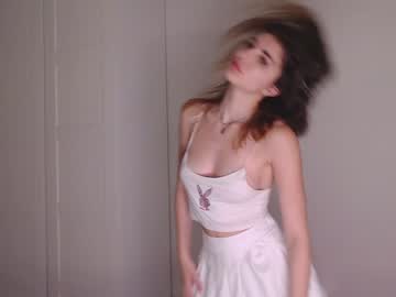 girl Cheap Sex Cams with daisy_flo