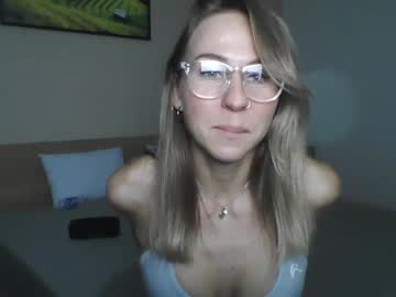 girl Cheap Sex Cams with viktoriaaember