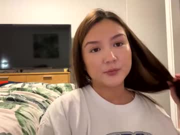 girl Cheap Sex Cams with ravendevine