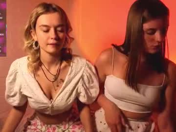 couple Cheap Sex Cams with lookygood
