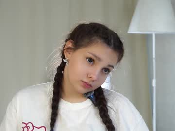 girl Cheap Sex Cams with clever_visionary_