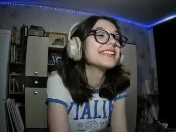 girl Cheap Sex Cams with alodieherlan