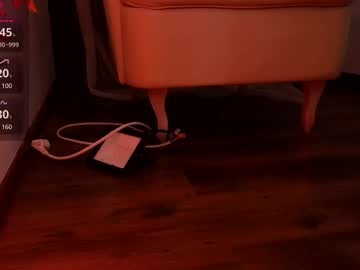 girl Cheap Sex Cams with emmilla
