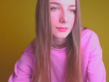 girl Cheap Sex Cams with milly_liss