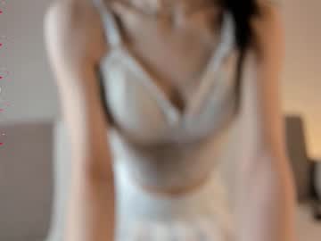 girl Cheap Sex Cams with elwynagreaves