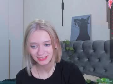 girl Cheap Sex Cams with cyberbunny_