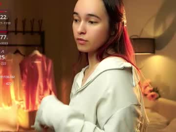 girl Cheap Sex Cams with elwineglasco