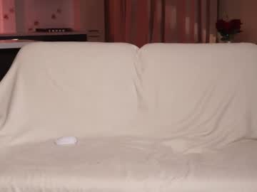 girl Cheap Sex Cams with nicole_birds