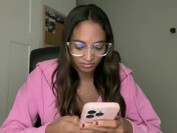 girl Cheap Sex Cams with therealgiana