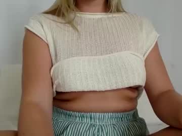 girl Cheap Sex Cams with innocentblonde789