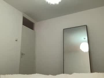 girl Cheap Sex Cams with seraveraxo